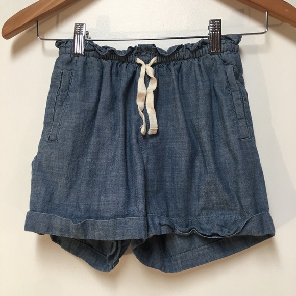 Lands' End Girls 10/12 Shorts Blue Chambray Pull On Paperbag Drawstring Cotton - Picture 1 of 7